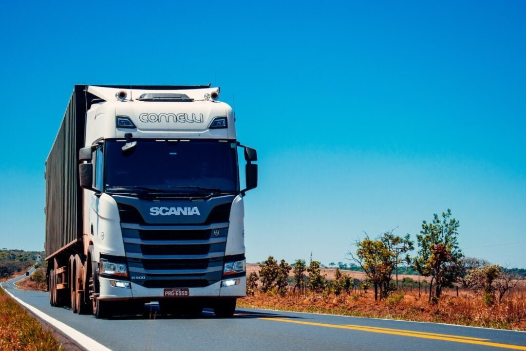 Truck Spare Parts Wholesaler